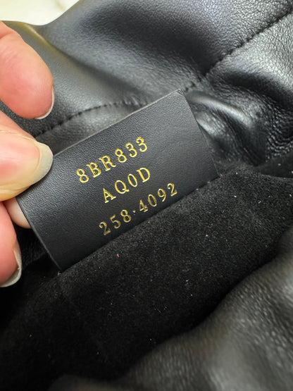 FENDI Mamma Baguette 黑色 Medium