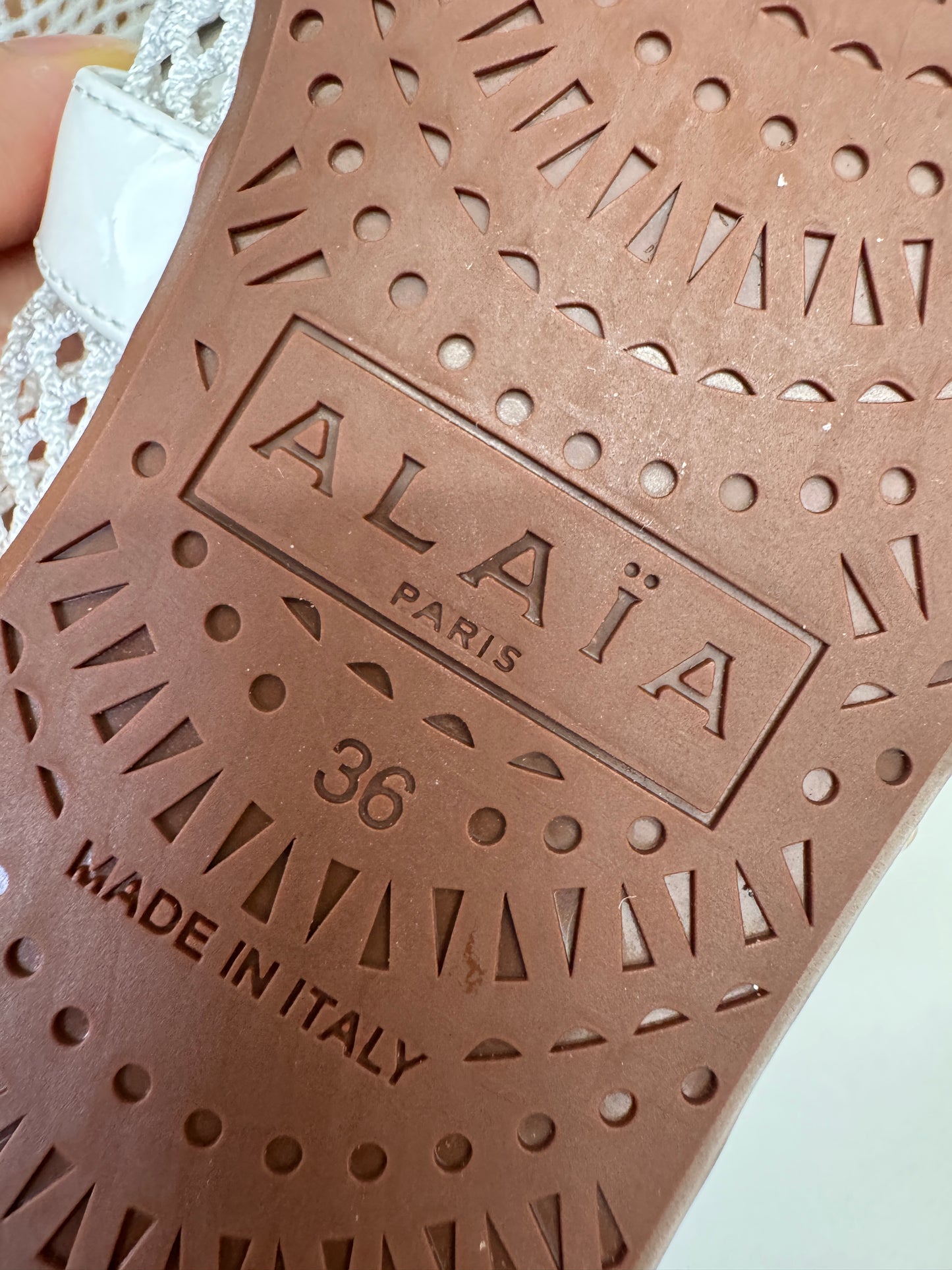 ALAIA 漁網芭蕾舞鞋 白色