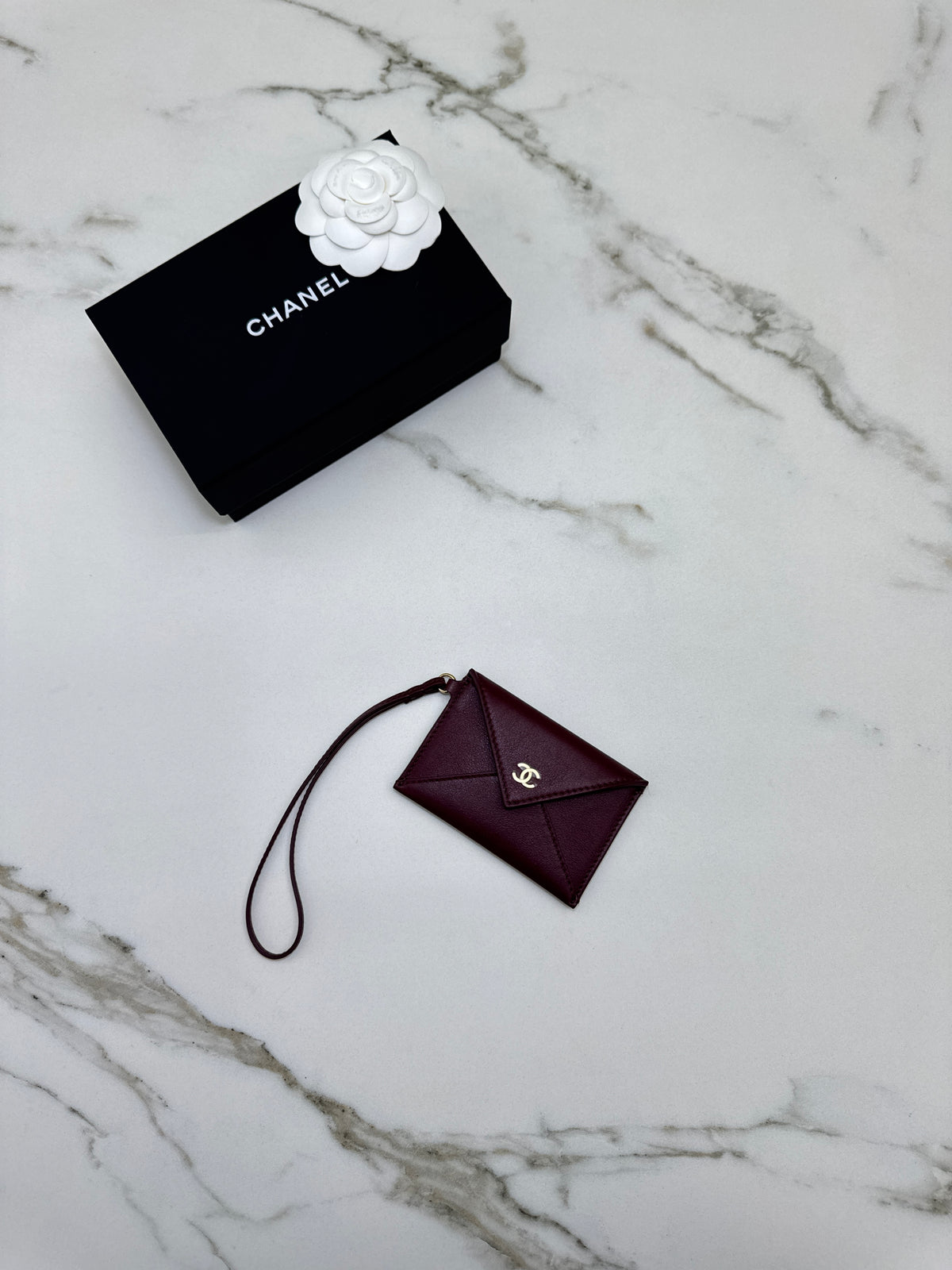 CHANEL 26X 信封卡包包掛 酒紅