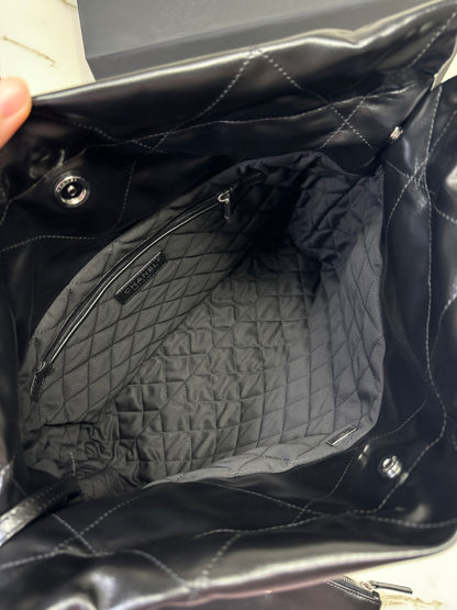 CHANEL 22bag 中號 黑銀 Medium