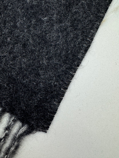 LV Reykjavik Scarf 100% Cashmere Black