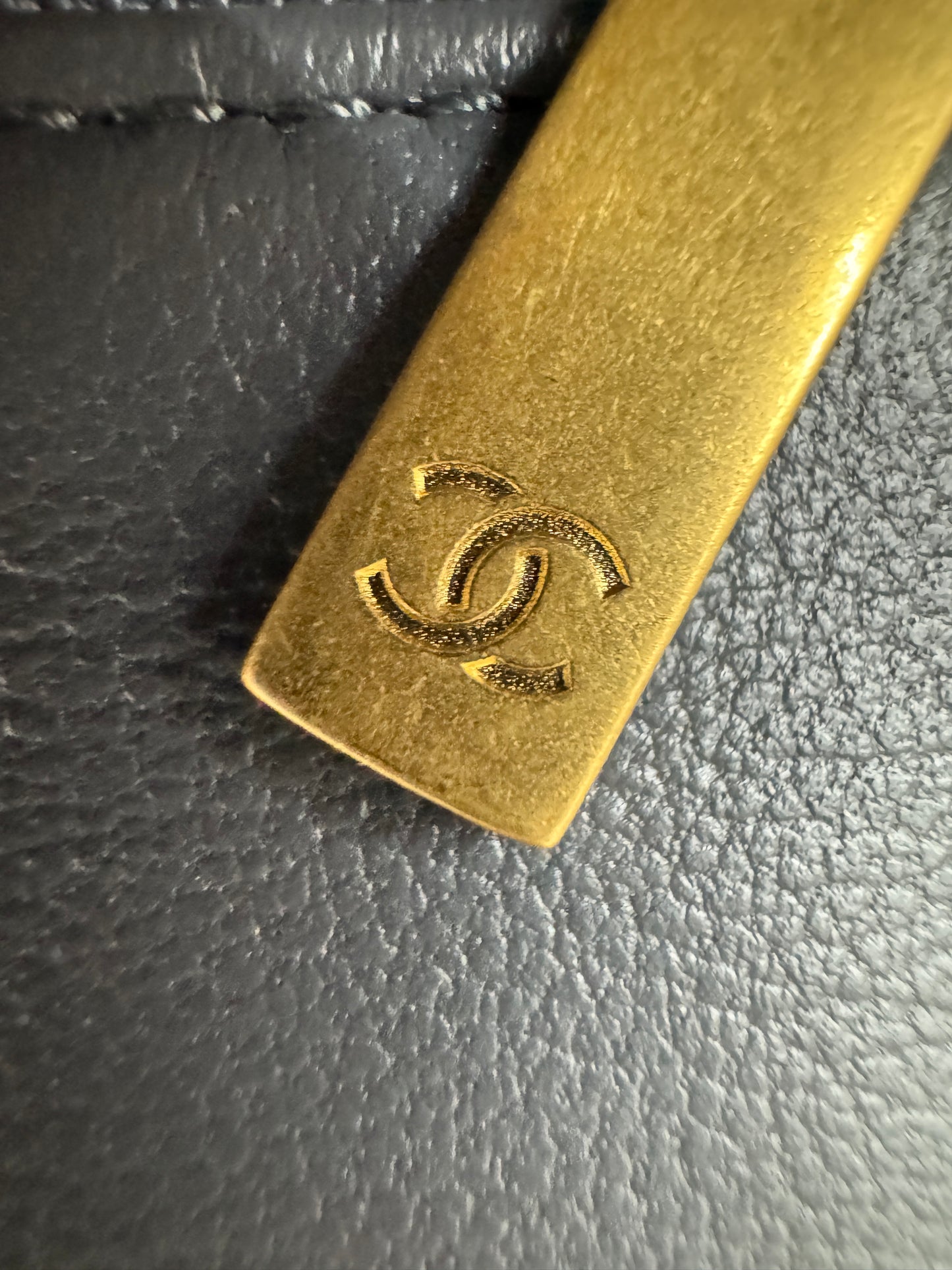 CHANEL 金球 Mini CF20 石墨灰 深灰羊皮