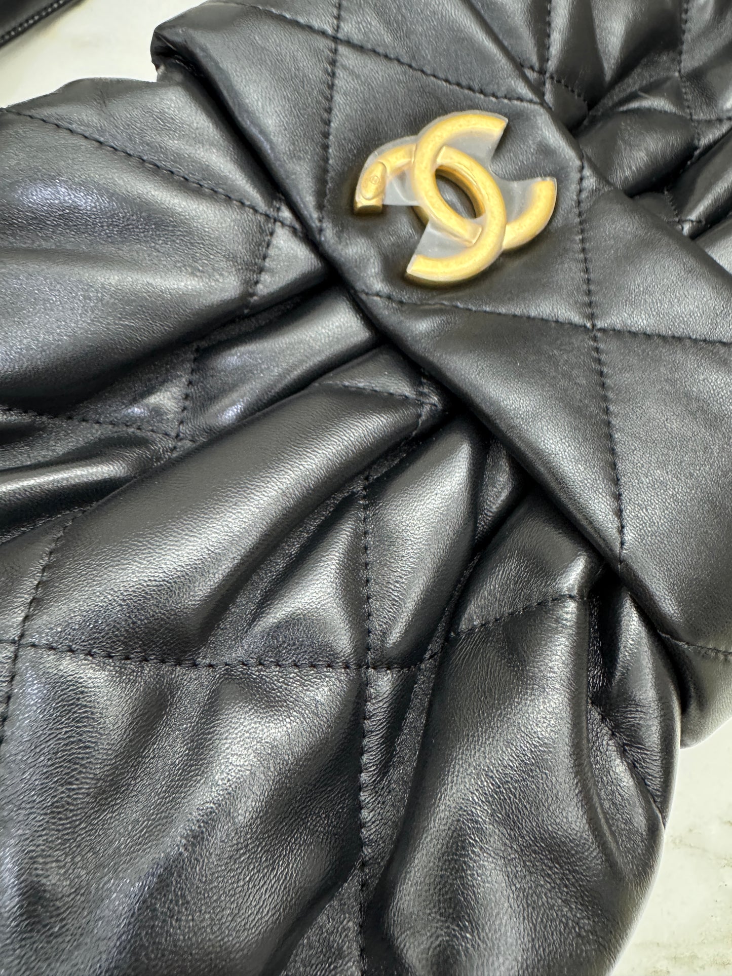 CHANEL 25K 蝴蝶包 綿羊皮 Medium