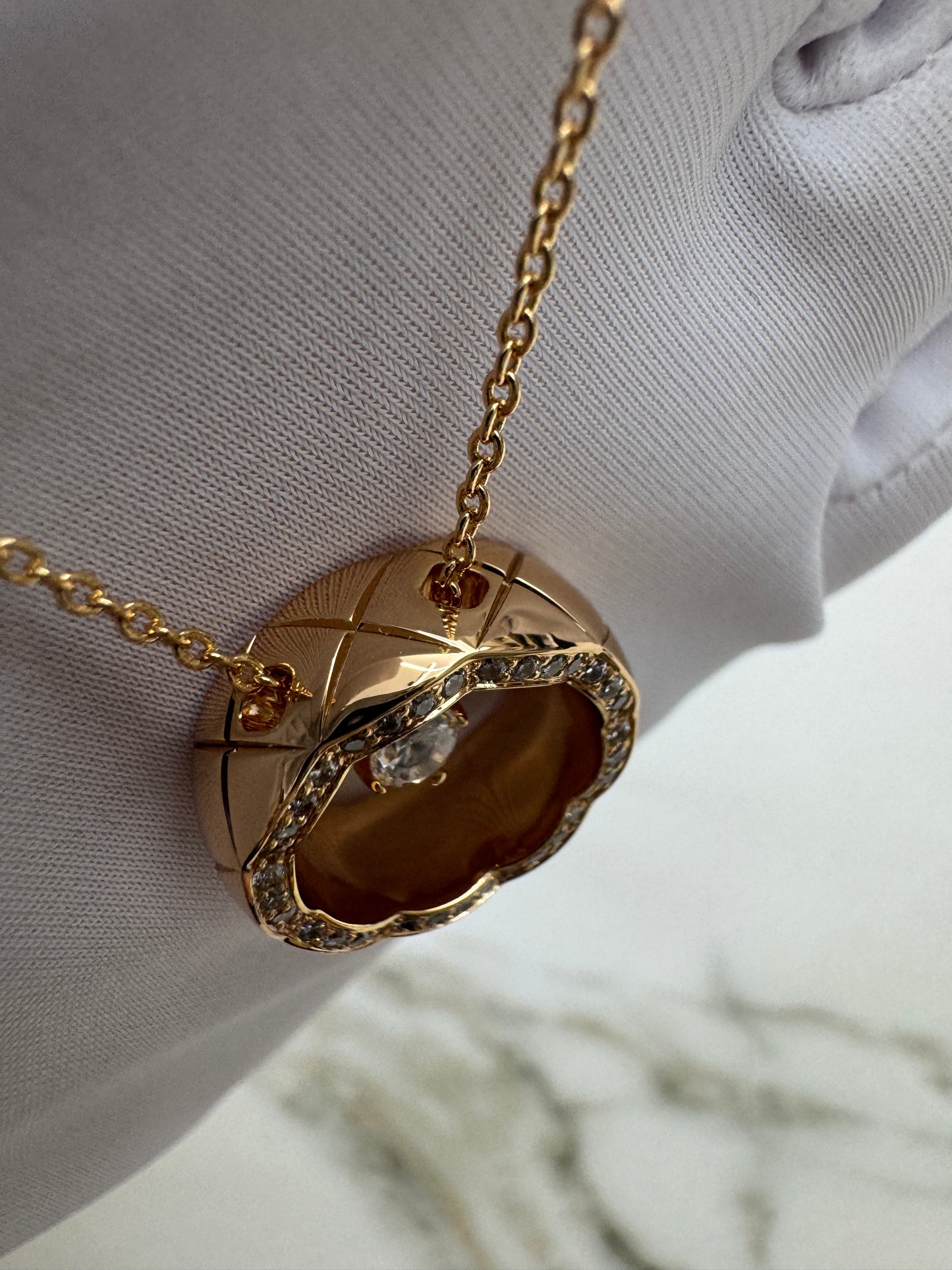 CHANEL Coco Crush 滿月項鏈