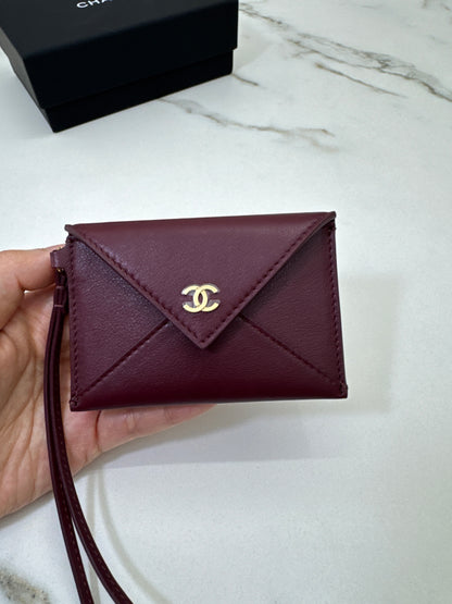 CHANEL 26X 信封卡包包掛 酒紅