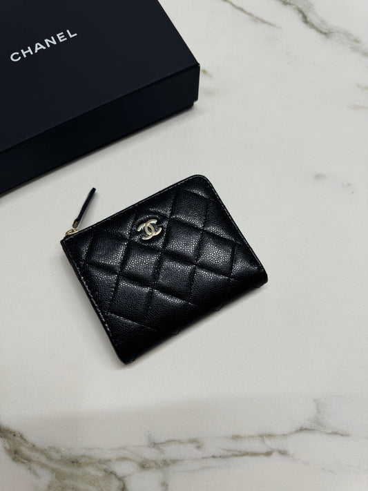 CHANEL L型拉鏈錢包 黑色 淡金扣