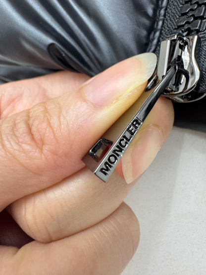 MONCLER Ghany Gilet 背心馬甲羽絨 Nylon Laque Down