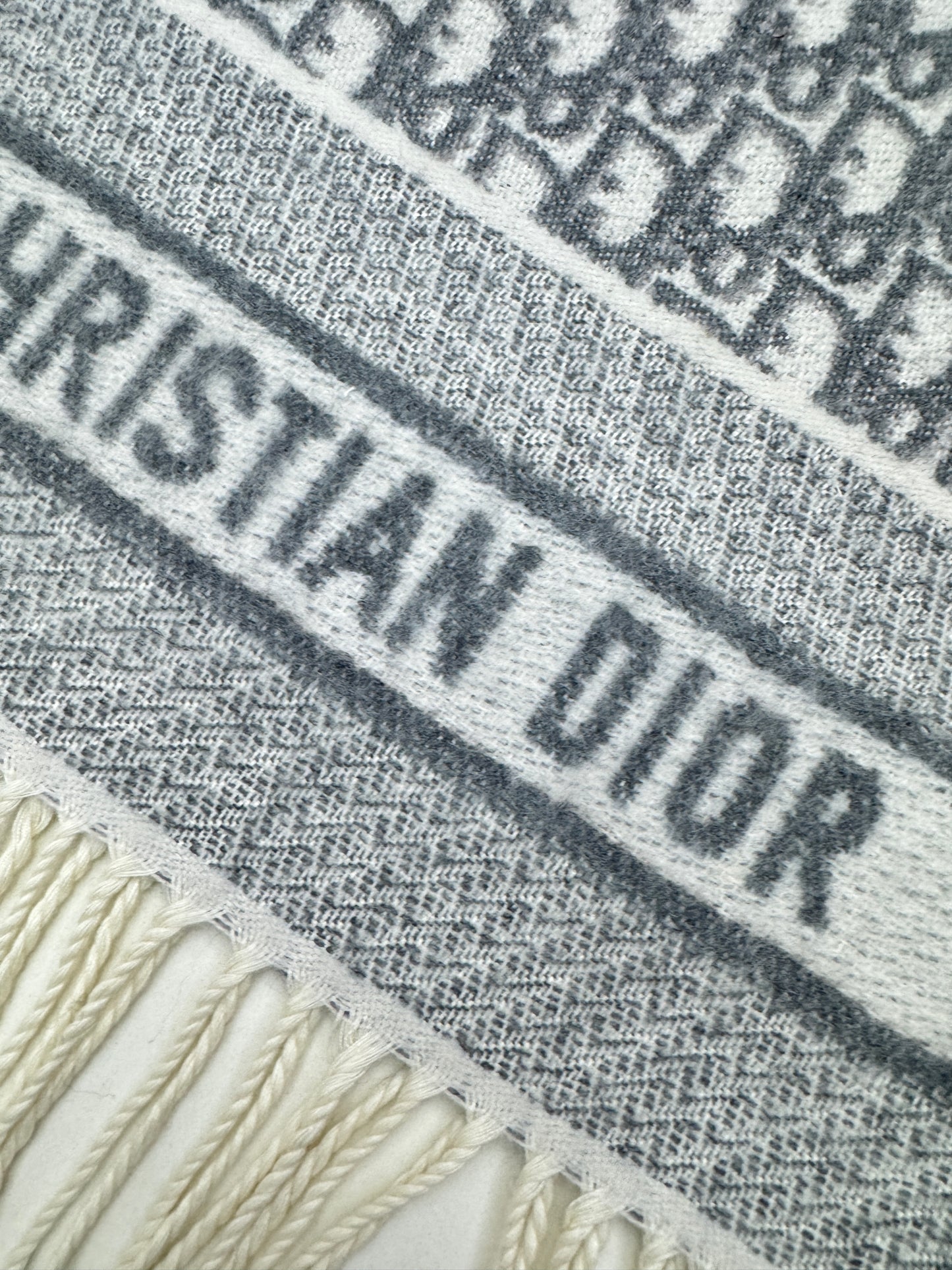 DIOR Oblique Scarf Grey 200x48cm