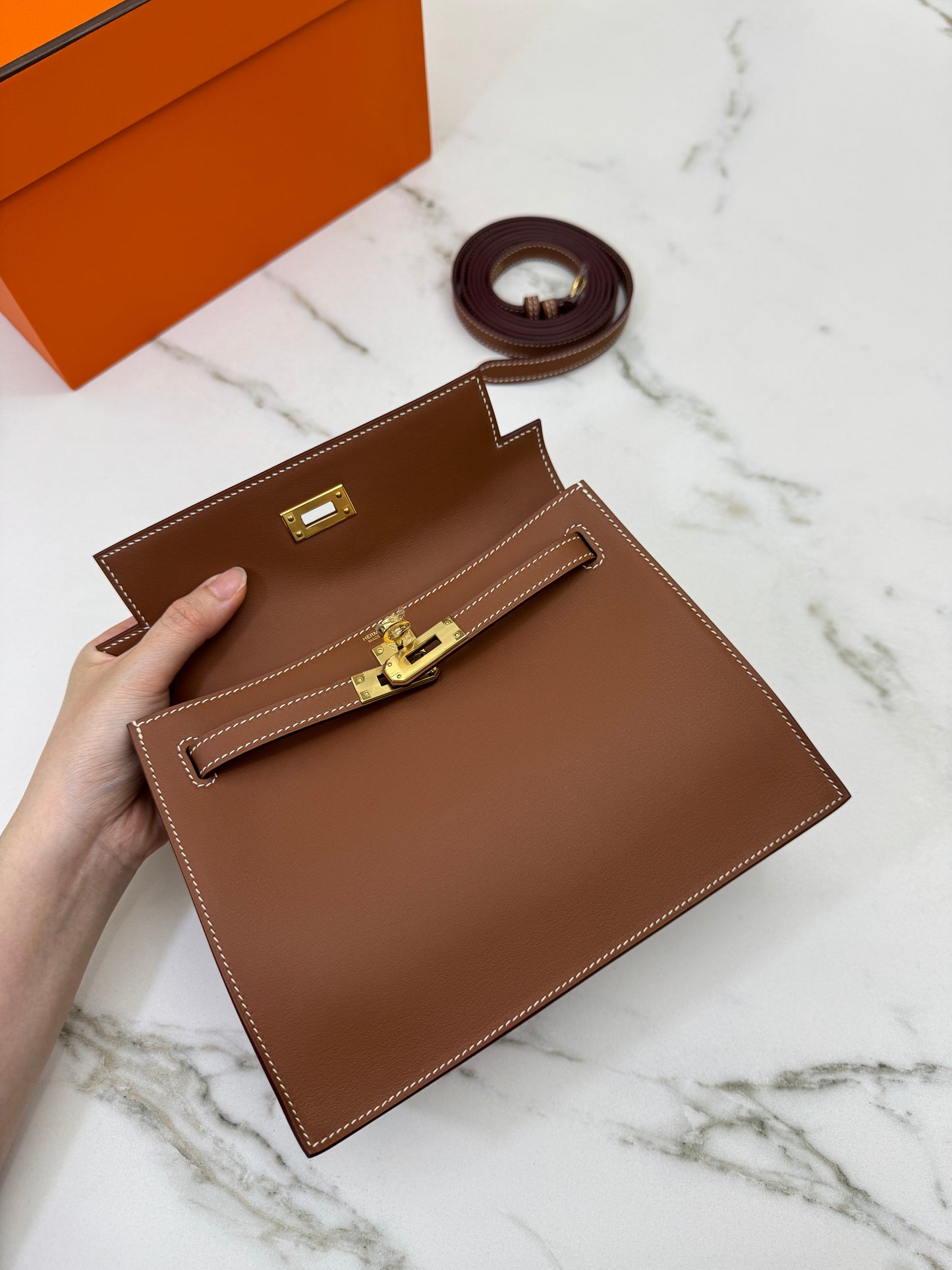 HERMES Kelly Danse 金棕色金扣 Swift Gold GHW