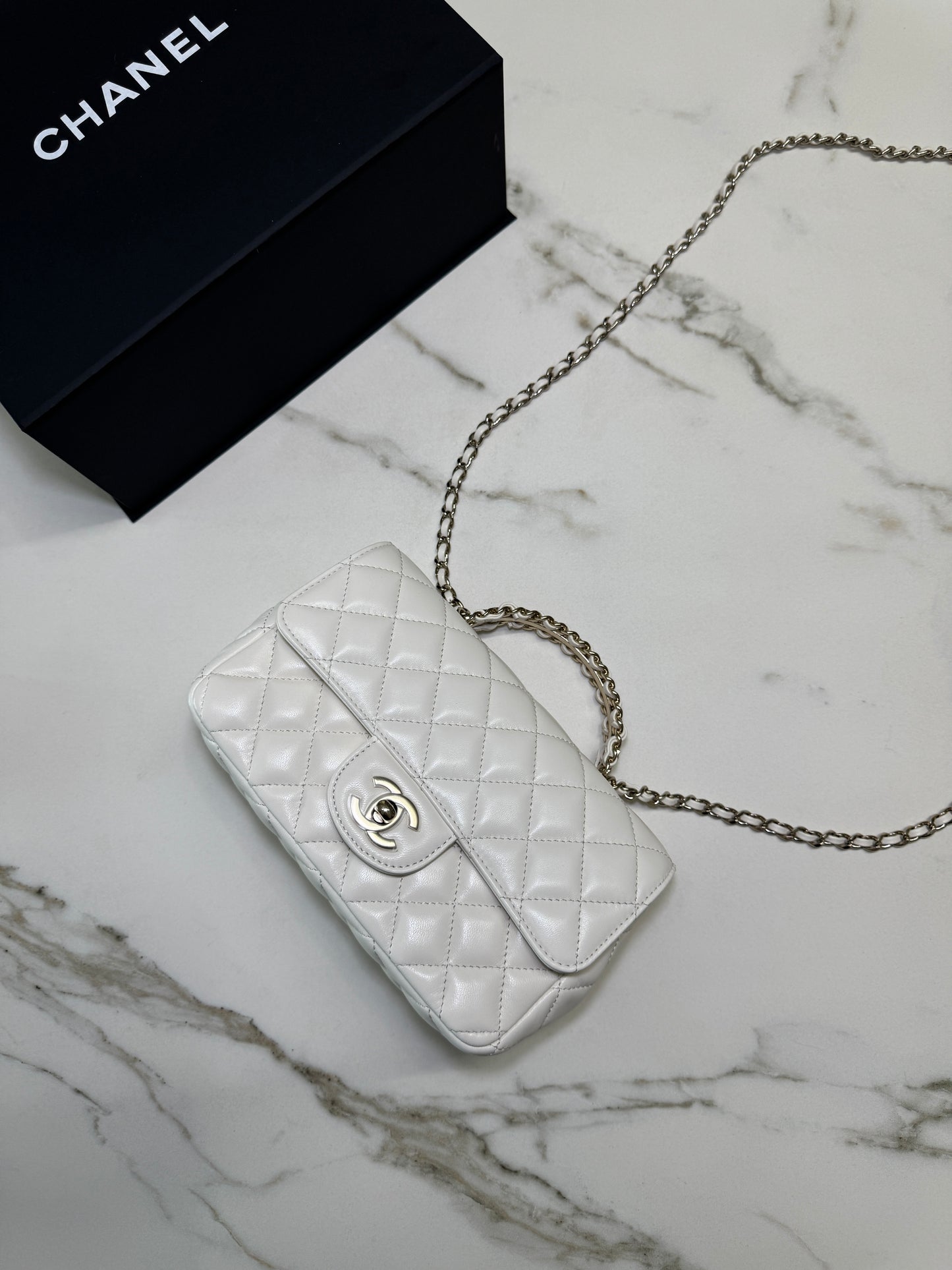 CHANEL 23A水鑽手柄 Mini CF Handle 白色