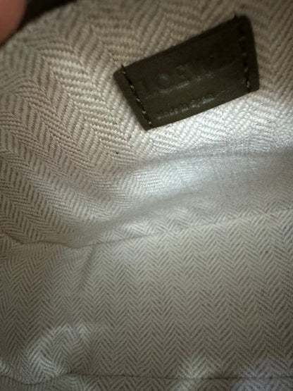 LOEWE Mini Puzzle 深卡其綠