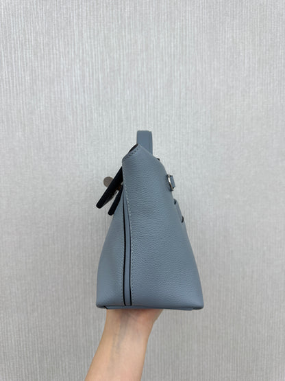 HERMES Mini 2424 亞麻藍銀扣 Evercolor Blue Lin PHW