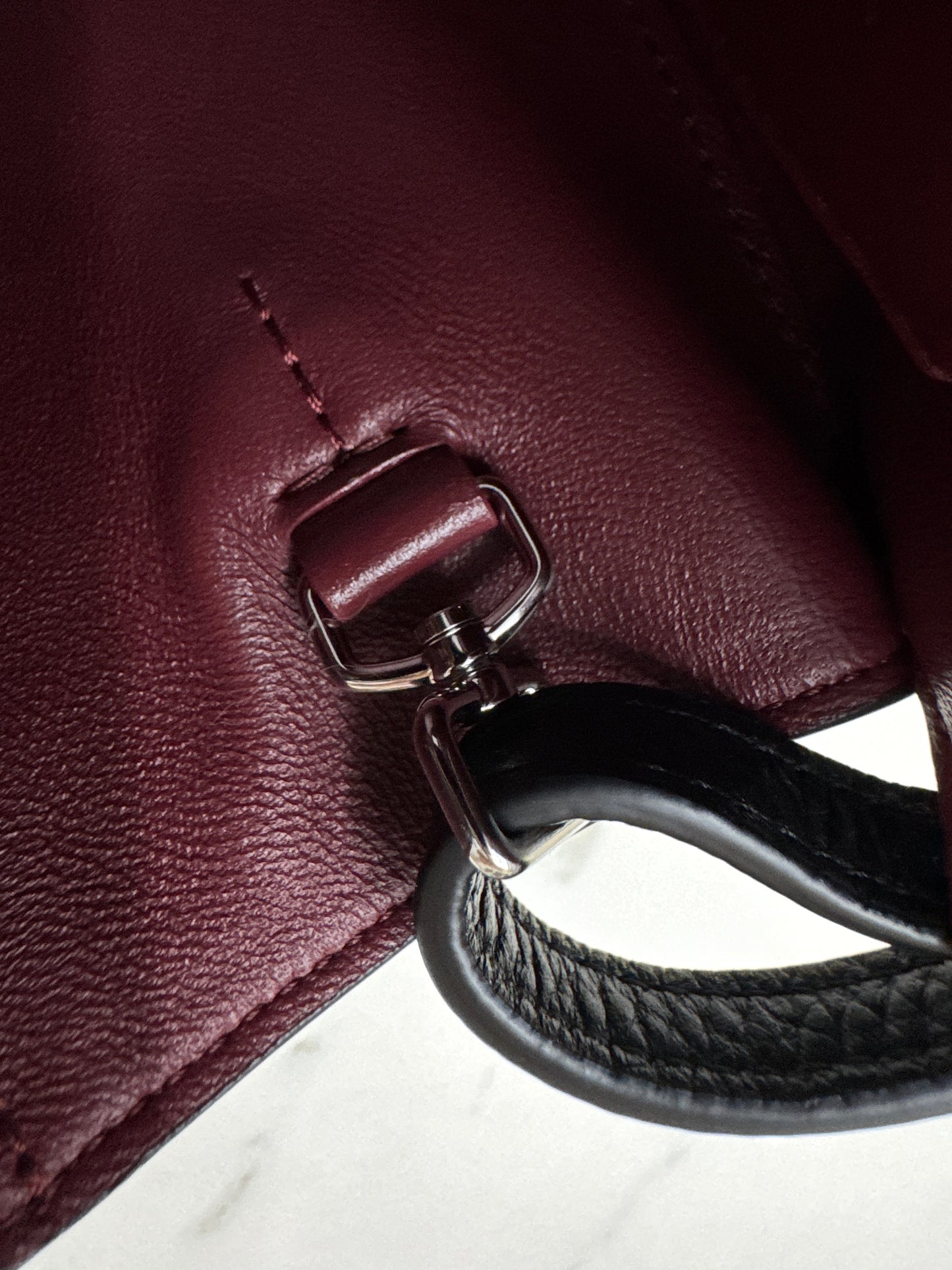 CHANEL 26S Maxi Flap Bag 黑銀小號（32cm)