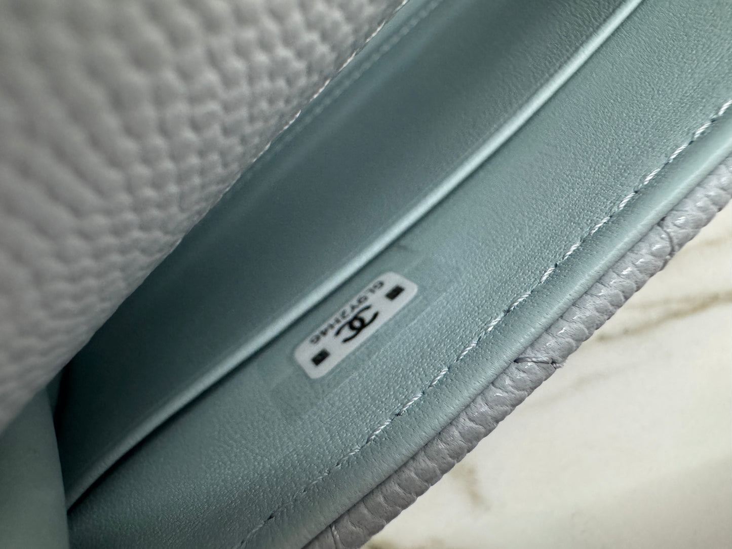 CHANEL 25S Kelly 手機包 Baby Blue