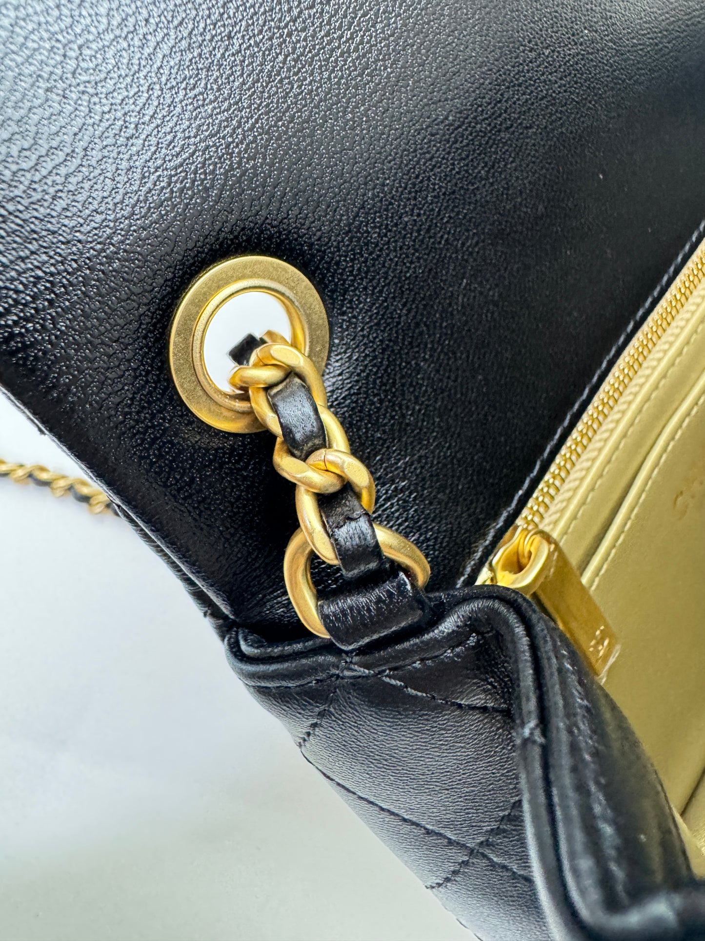 CHANEL 25B調節扣 Mini CF17