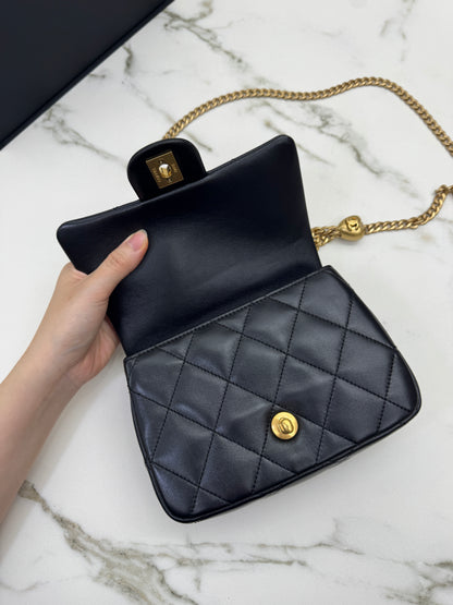 CHANEL 25P 愛心金球羊皮 黑色