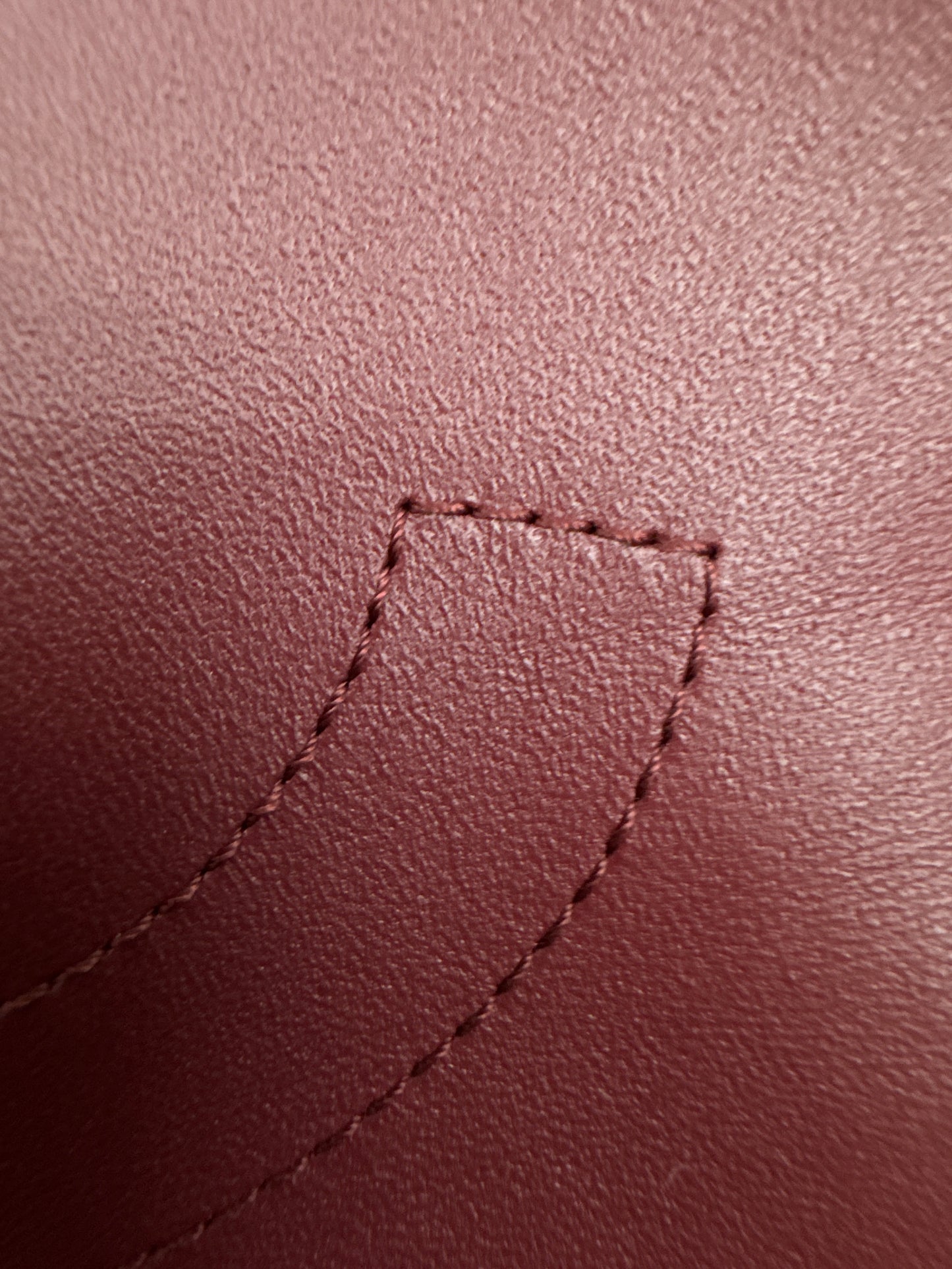 CHANEL 26S Maxi Flap Bag 黑銀小號（32cm)
