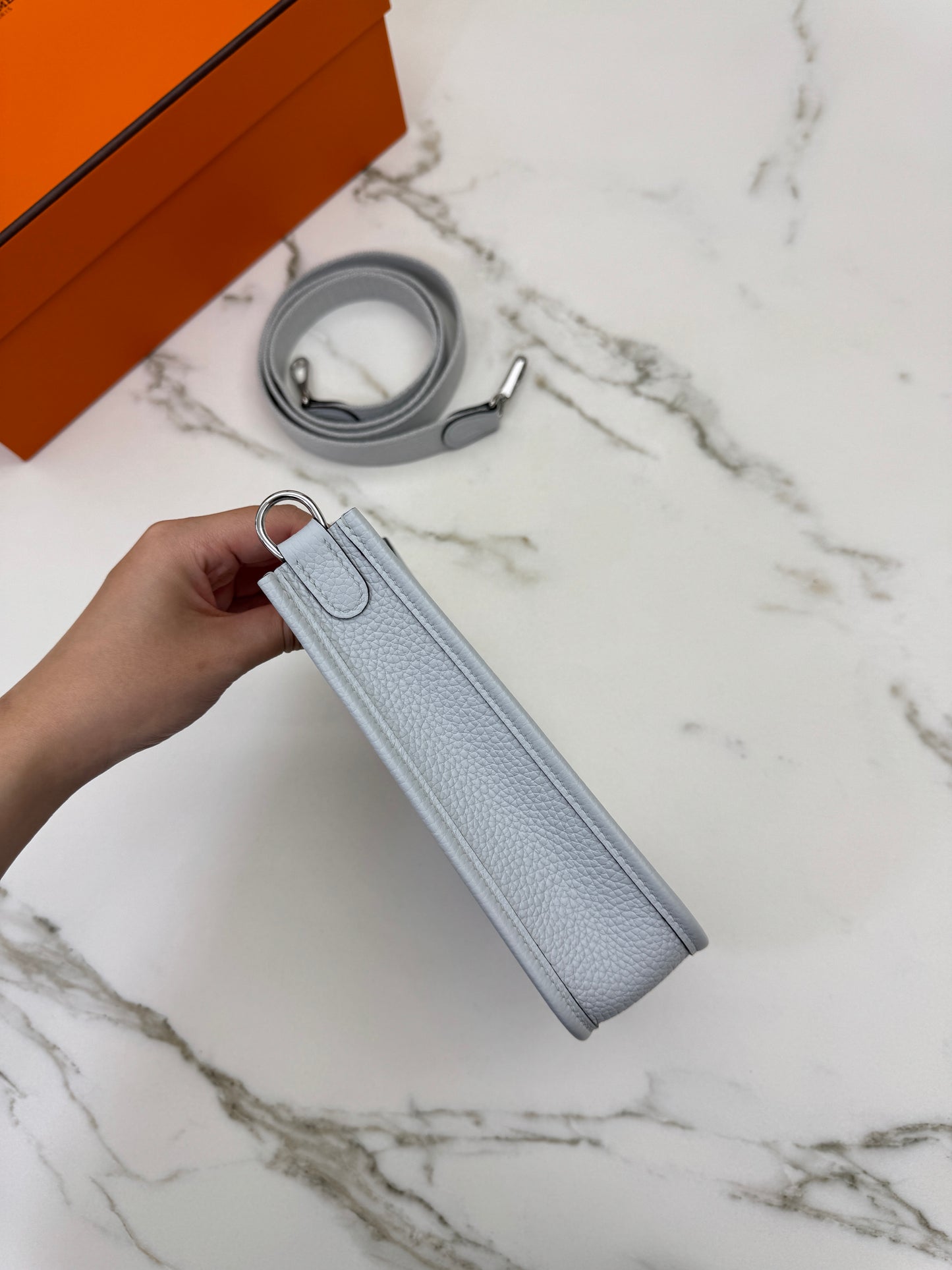 HERMES Mini Evelyne 霧霾藍銀扣 T0 Bleu Brume PHW