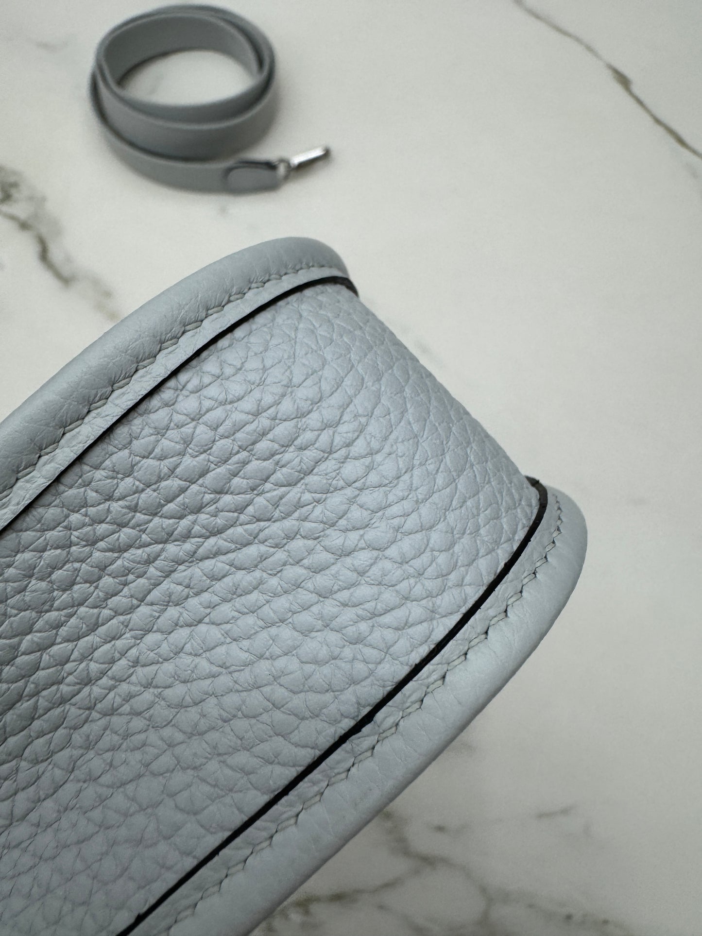 HERMES Mini Evelyne 霧霾藍銀扣 T0 Bleu Brume PHW
