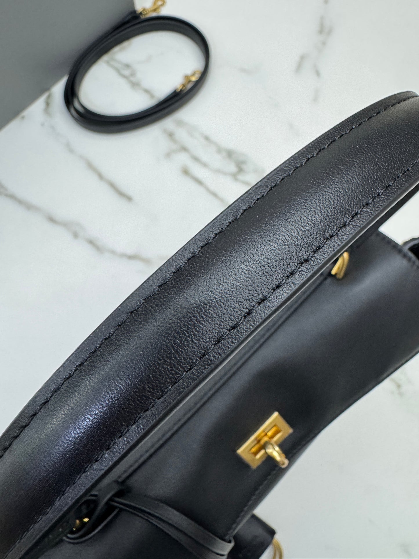 BALENCIAGA Rodeo Small 黑金