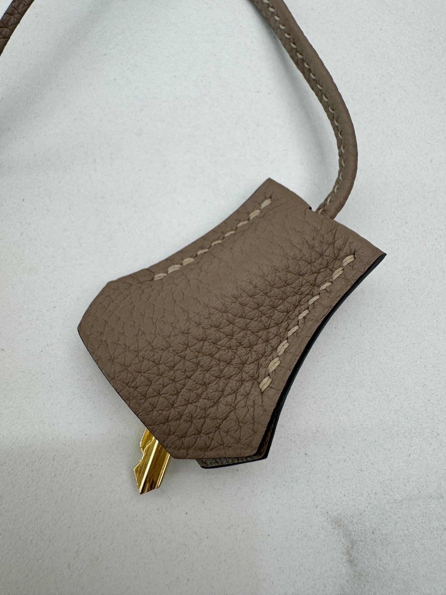 HERMES Kelly 25 斑鳩灰金扣 內縫 Togo 81 Gris Tourterelle GHW