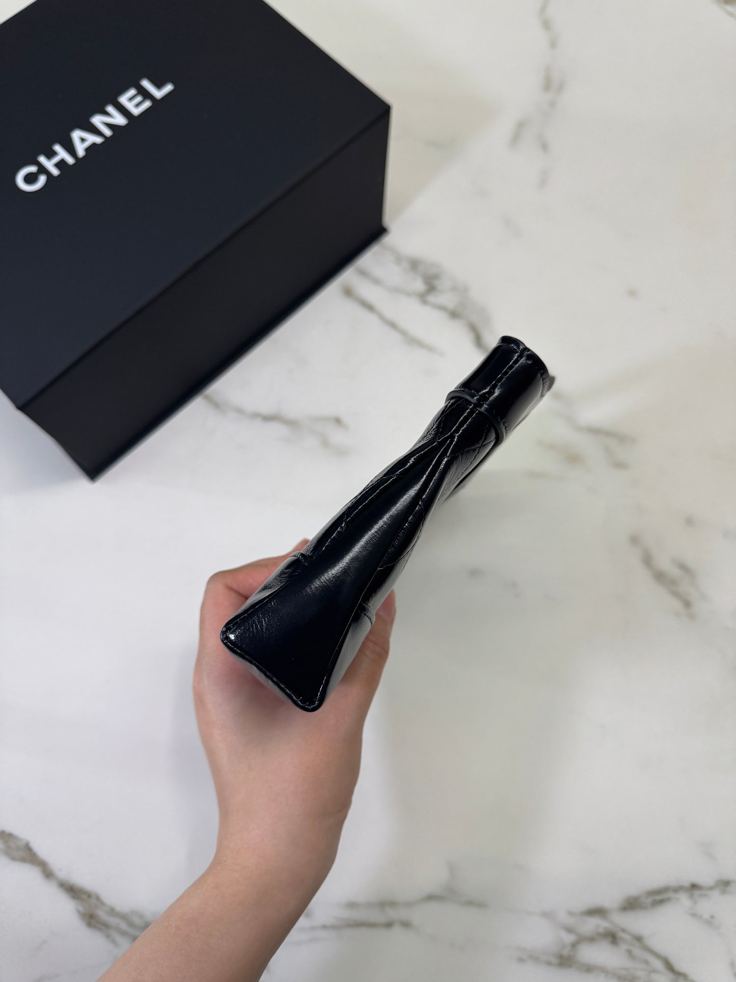 CHANEL 31Bag Nano 油臘牛皮