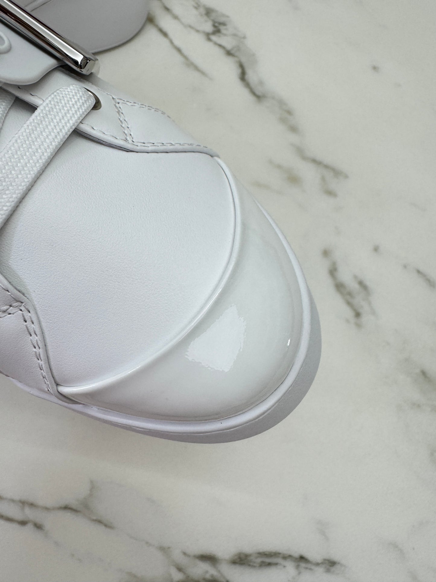RV 厚底小白鞋 Viv Skate Sneakers
