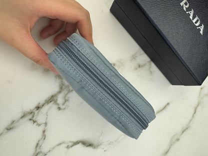 PRADA Re-nylon Necessaire 粉藍色 代工廠原單渠道貨