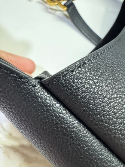 YSL LE 5 A 7 Hobo Small Black