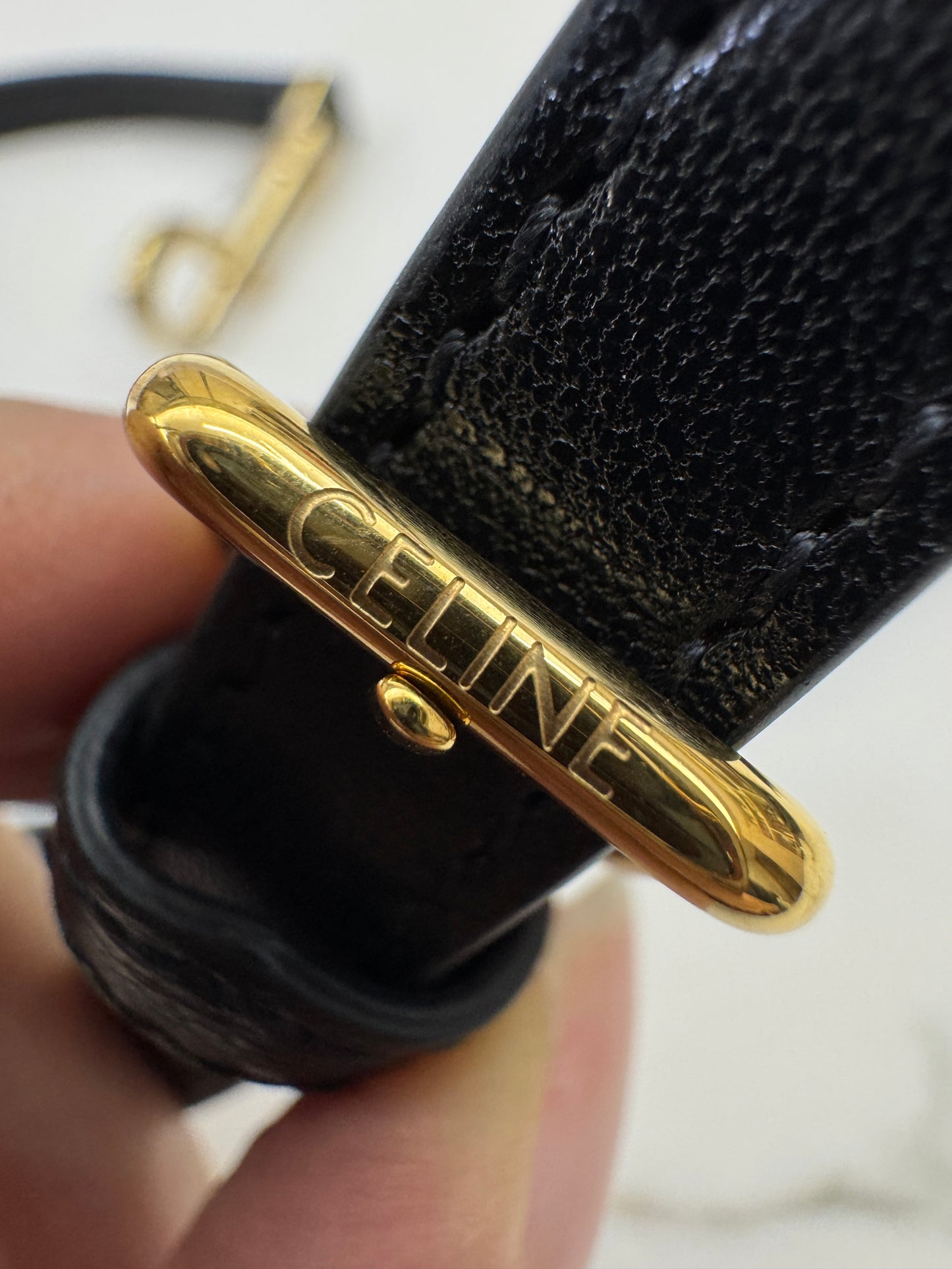 CELINE Soft Triomphe Half Moon 黑色