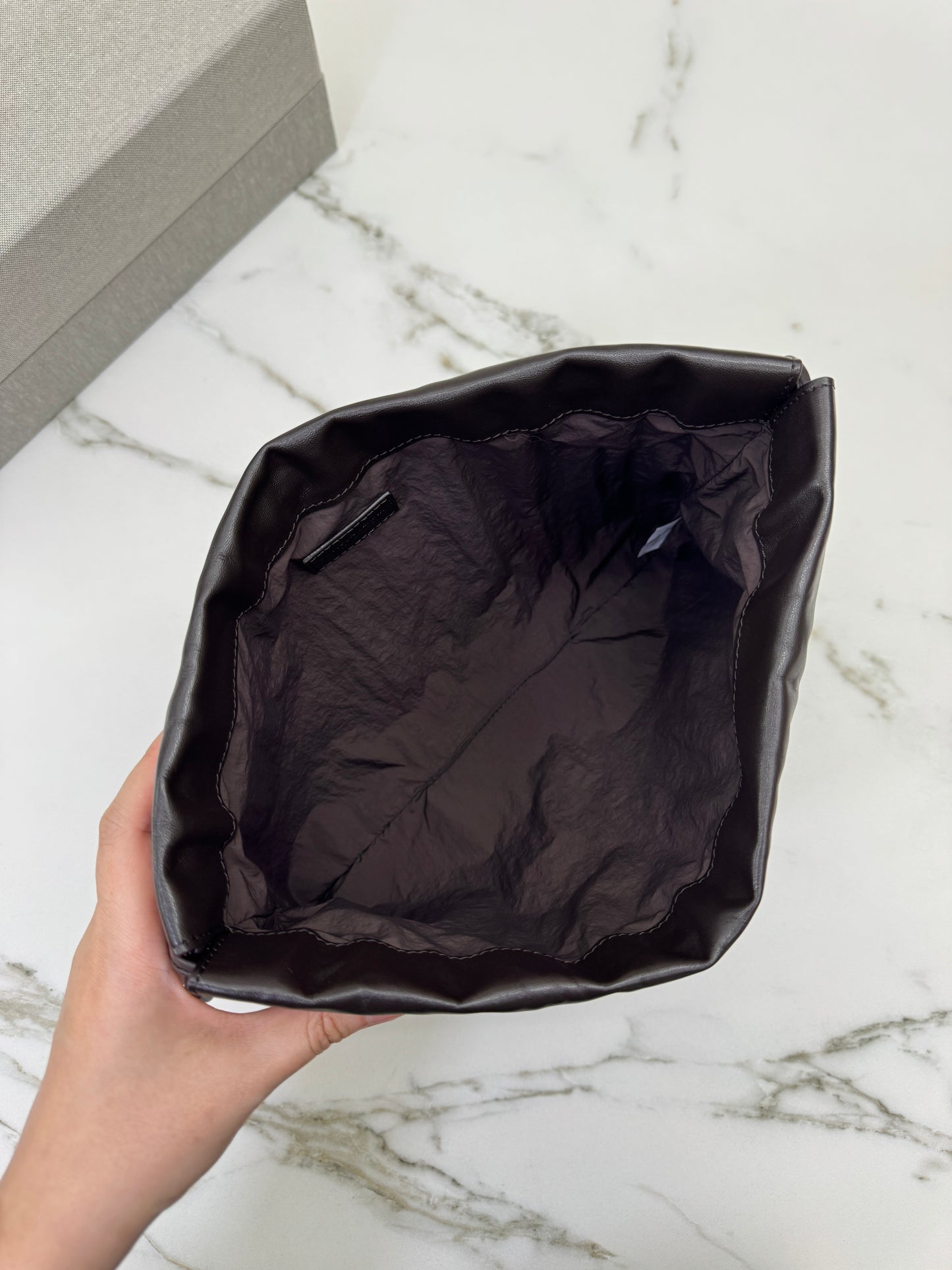 BV Dustbag Medium Fondant