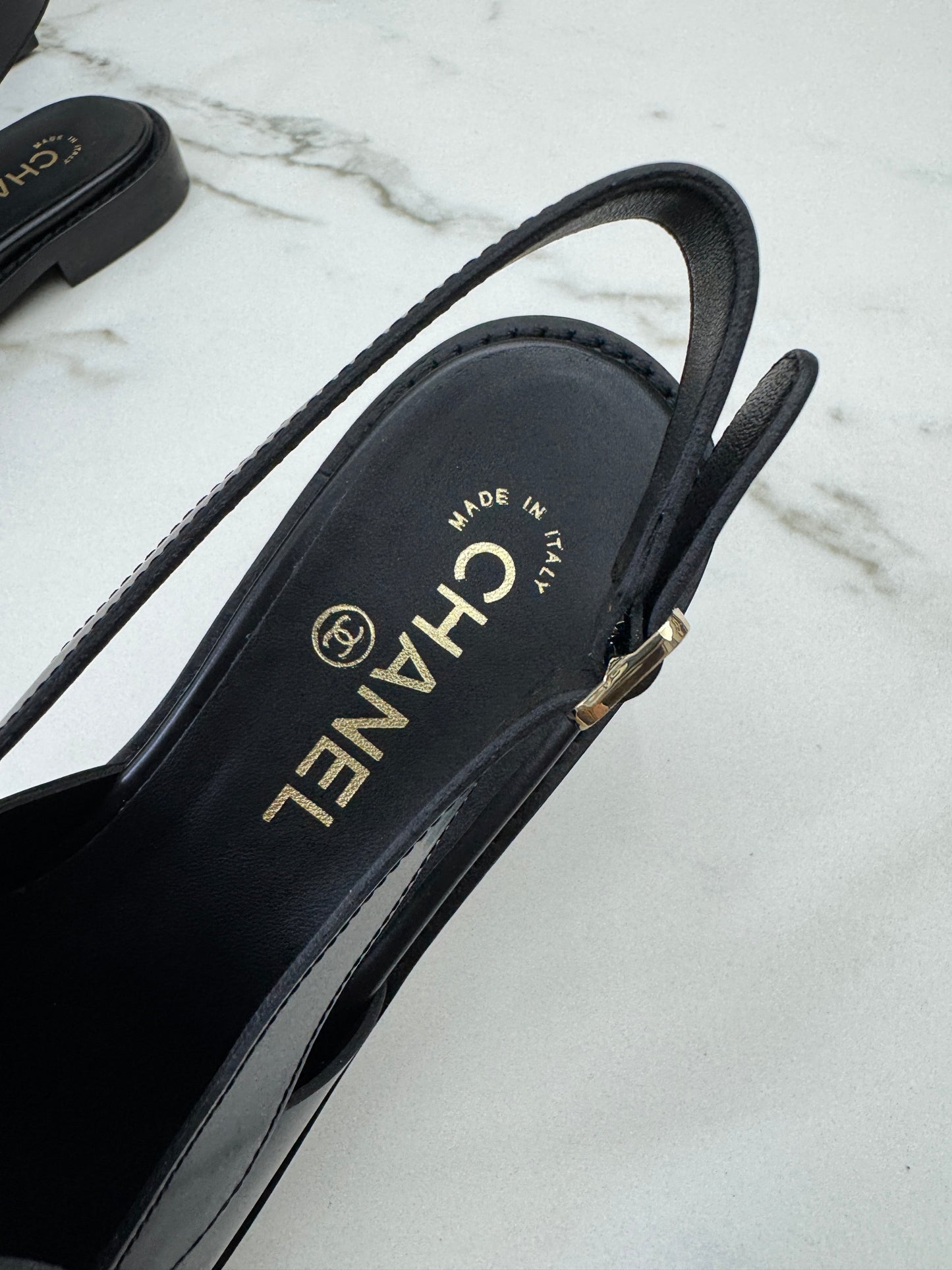 CHANEL 25P水鑽扣樂福Slingback