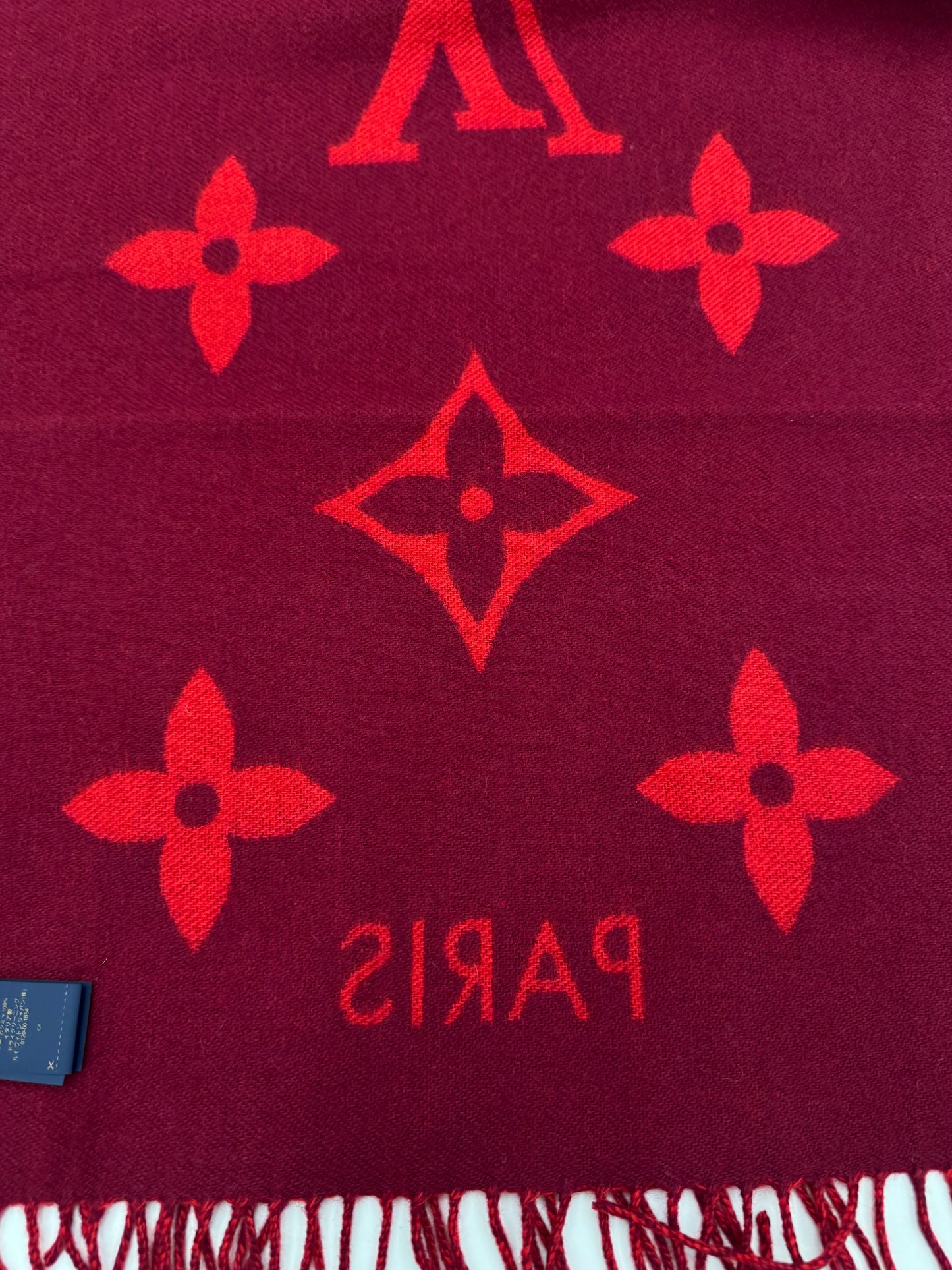 LV Reykjavik Scarf 100% Cashmere Rubis