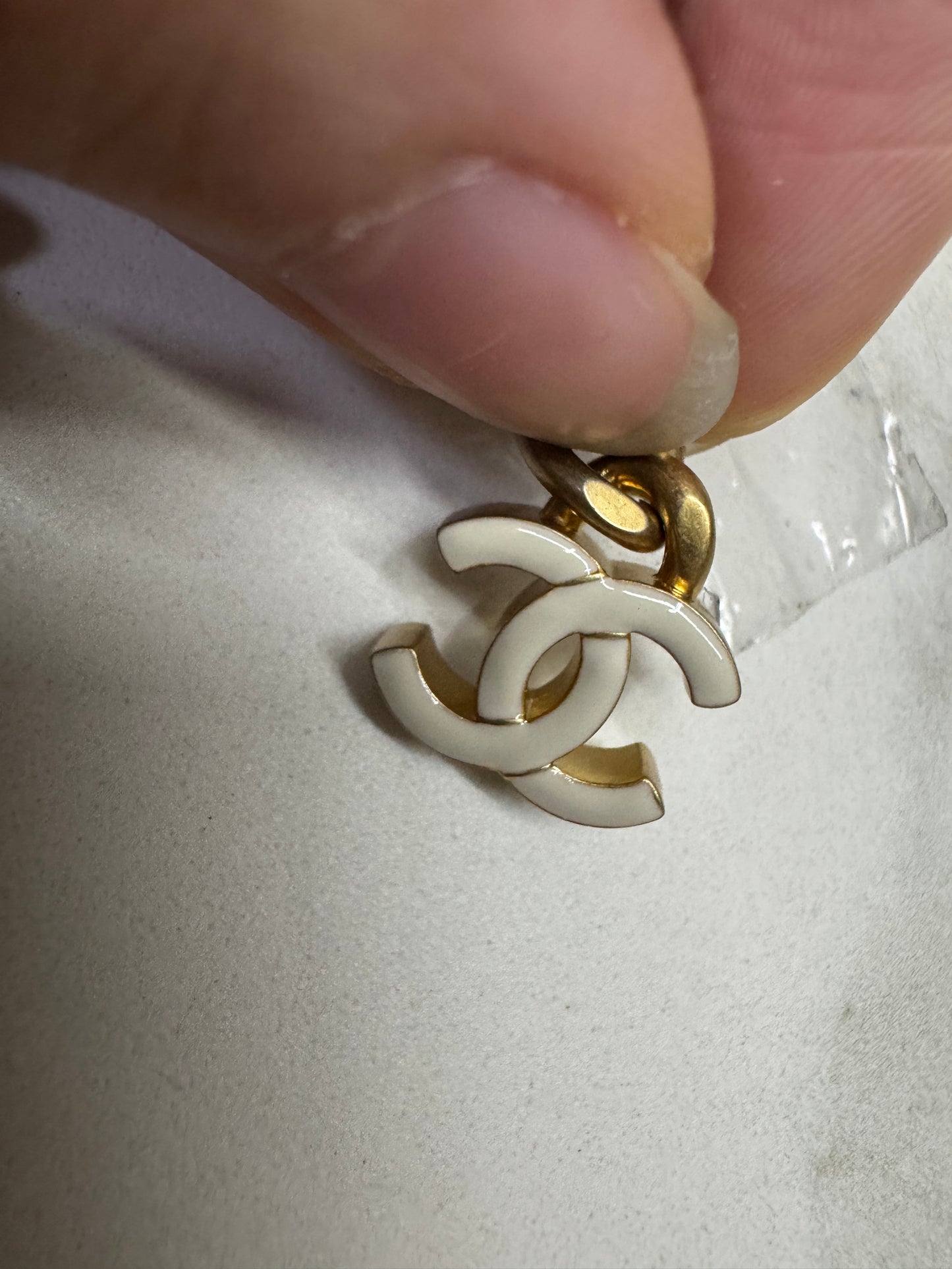 CHANEL woc 24A 琺瑯調節扣 羊皮 黑