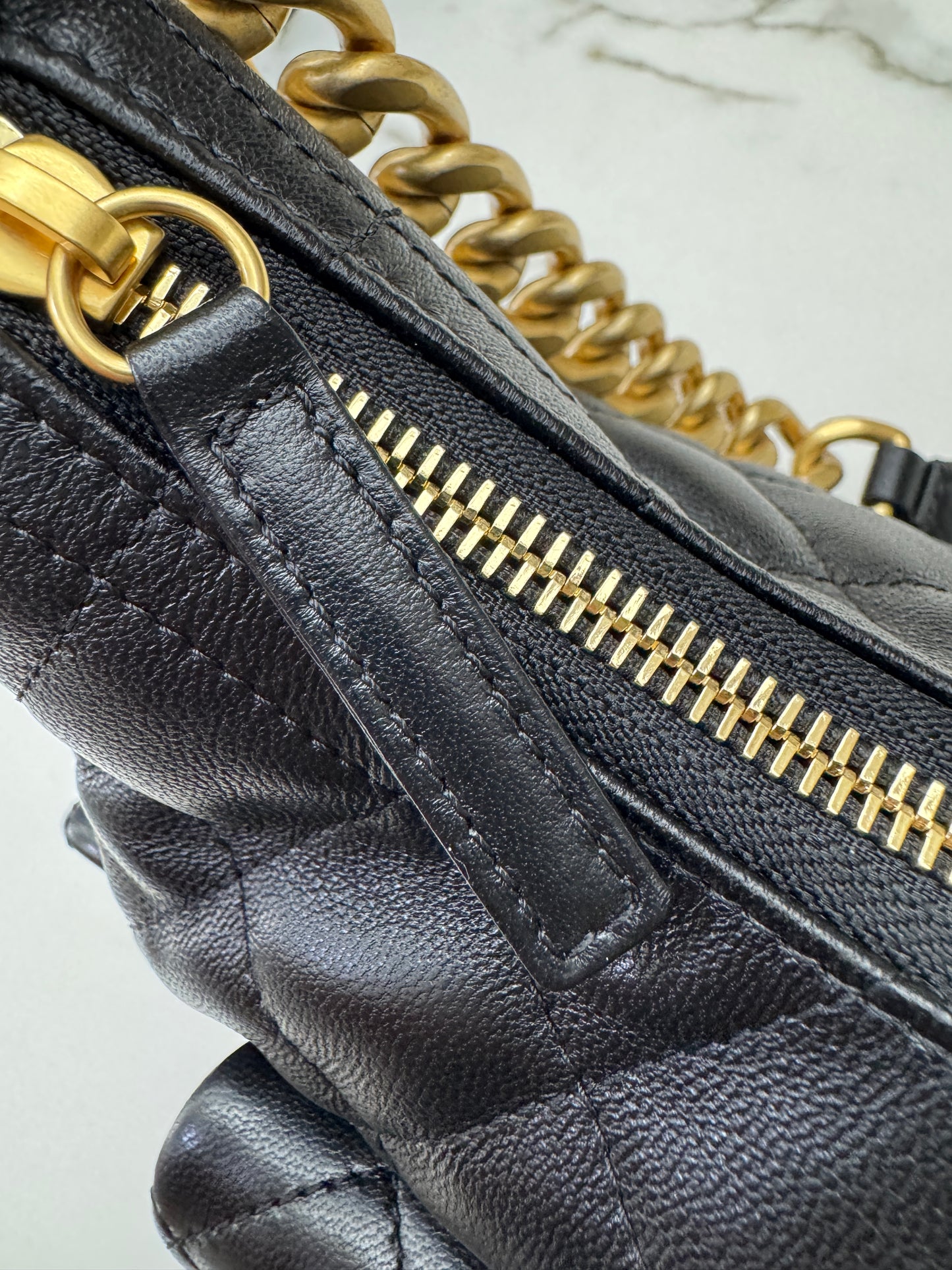 CHANEL 25C 多口袋Hobo 黑色
