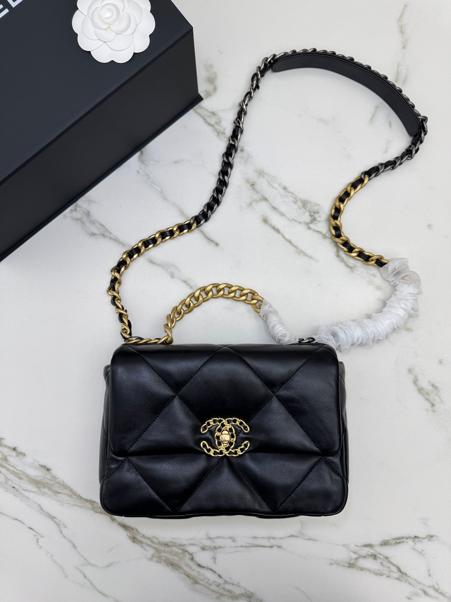 CHANEL 19Bag 黑金 Small