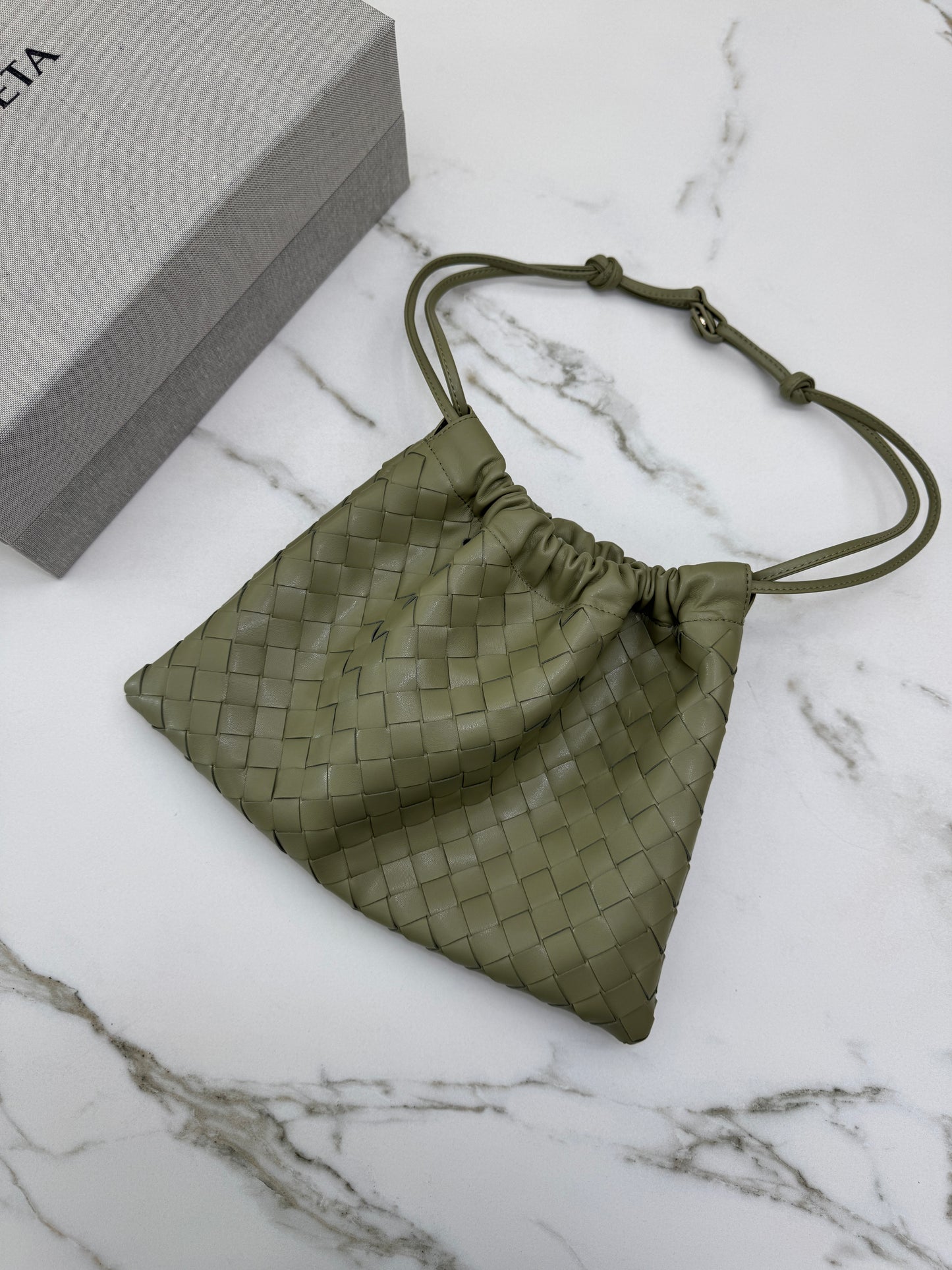 BV Dust Bag Medium 洞石綠 Travertine