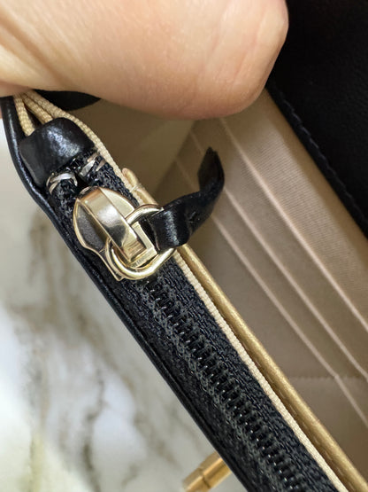 CHANEL 金球woc