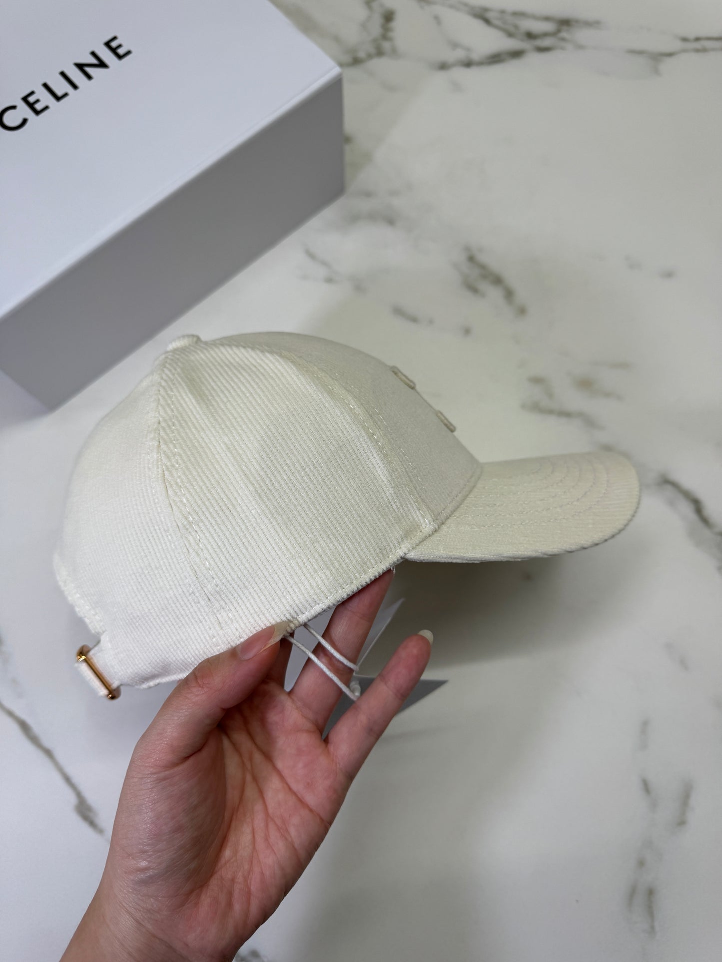 CELINE 凱旋門鴨舌帽 燈芯絨白色