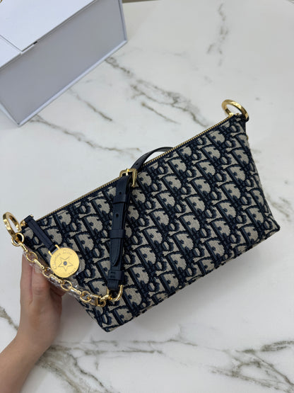 DIOR Diorstar Hobo 半月飯盒包