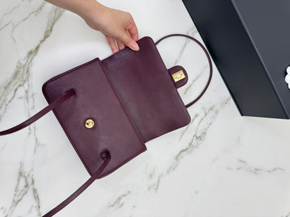 CHANEL Preppy Coco Small 酒紅色