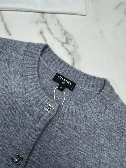 CHANEL 24B 包包扣開衫 98% Cashmere 灰色