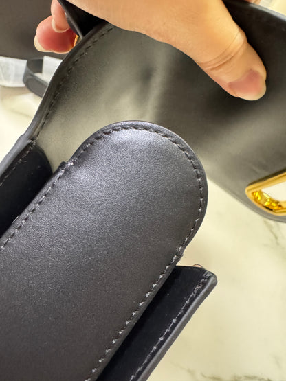 DELVAUX Lingot Shinny Calfskin