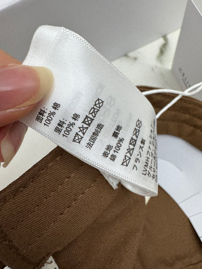 CELINE 棕色凱旋門鴨舌帽