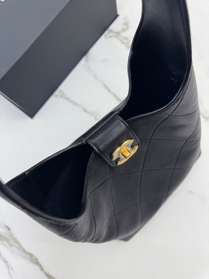 CHANEL 25P Hobo Small