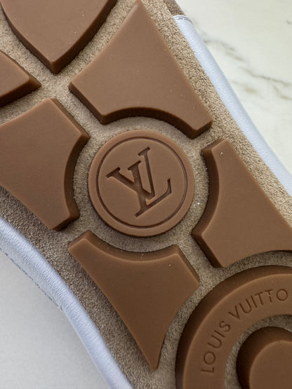 LV Sneakerina 卡其色