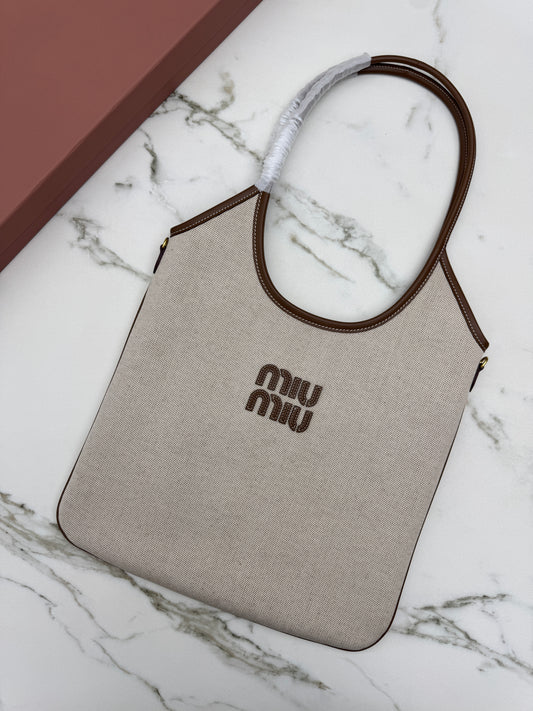 MIU MIU Ivy Tote 帆布 Regular Size