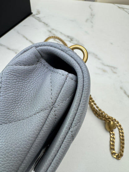 CHANEL 愛心金球 灰色 Mini Flap Bag 20cm