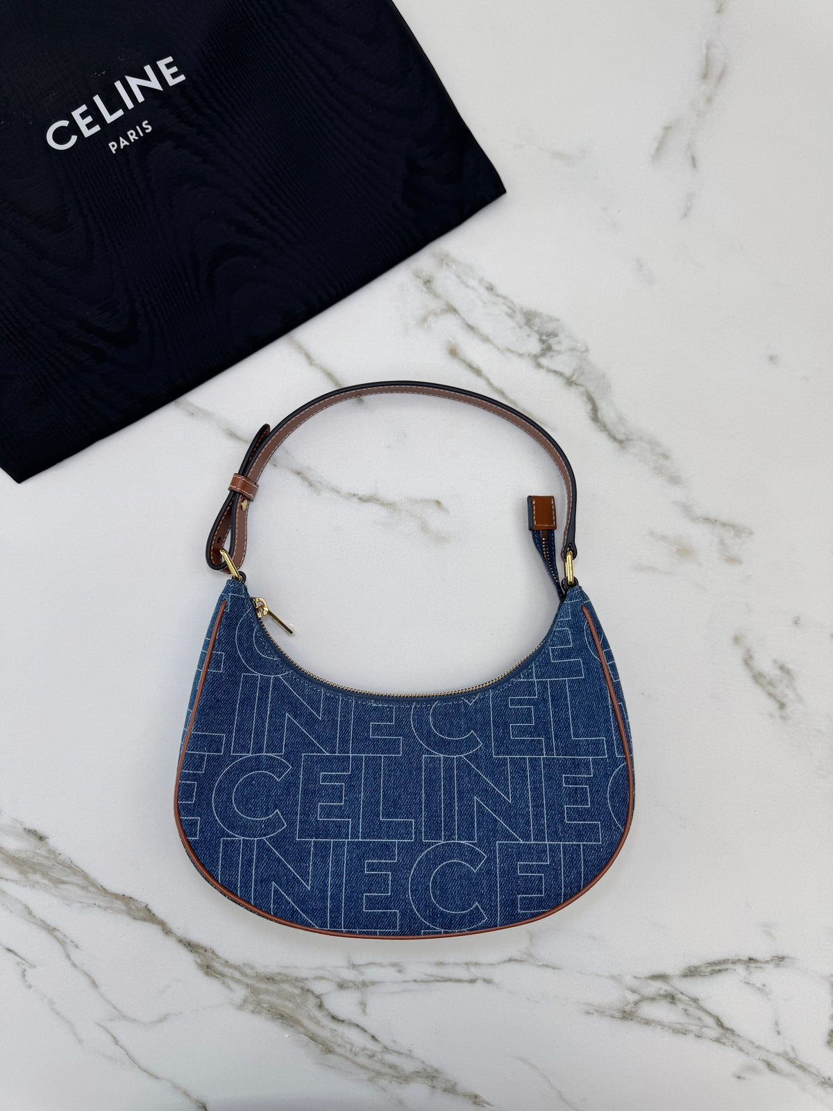 CELINE Ava Hobo 牛仔