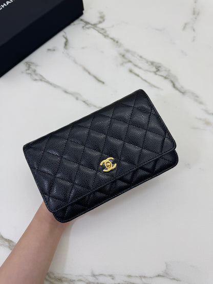 CHANEL Wallet On Chain 黑金牛 新版旋轉扣woc
